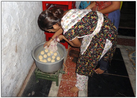 14sept11 babapur bakery talim (10)